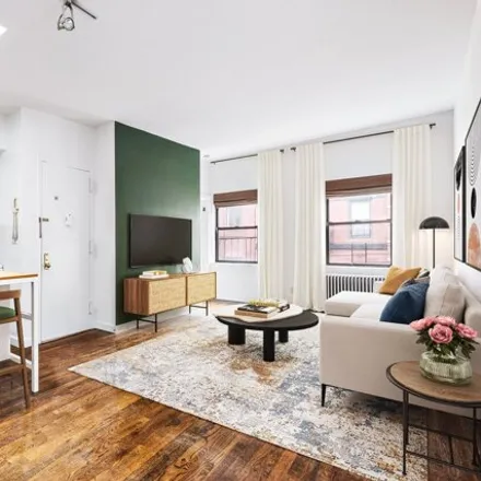 Rent this 2 bed townhouse on 25 Bedford Street in New York, NY 10014