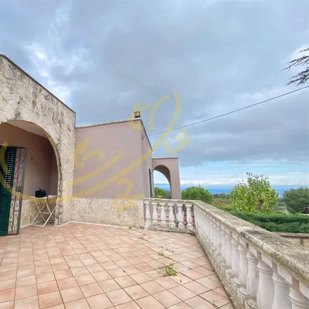 Buy this studio house on Fasano in Brindisi, Italy