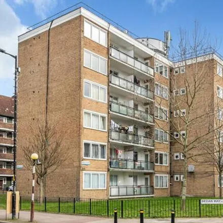 Buy this 2 bed apartment on East Street in London, SE17 2JL