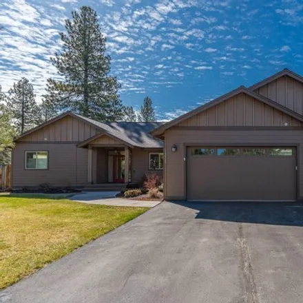 Buy this 3 bed house on 60263 Lakeview Drive in Deschutes County, OR 97702