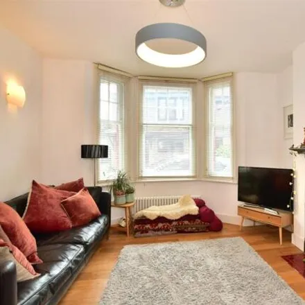 Image 2 - Middle Road, Brighton, BN1 6SR, United Kingdom - Townhouse for sale