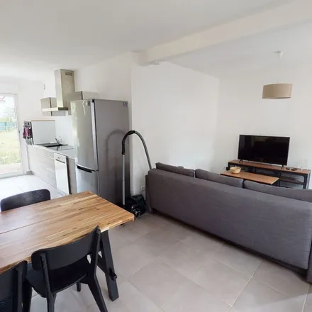 Rent this 1 bed apartment on 47 Rue des Hameaux de la Plaine in 86000 Poitiers, France