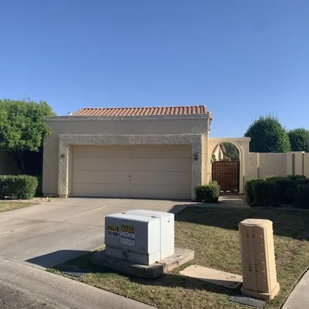Rent this 3 bed house on 199 West Ranch Road in Tempe, AZ 85284