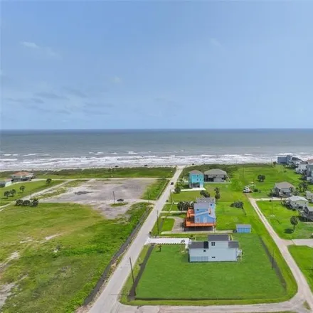 Image 2 - 3913 11 Mile Rd, Galveston, Texas, 77554 - House for sale