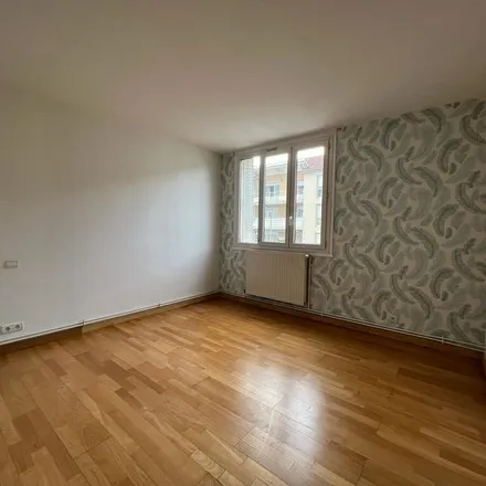 Rent this 2 bed apartment on Lafarge in Rue du Commandant Lenoir, 38600 Fontaine