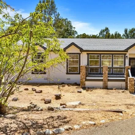 Buy this studio apartment on 41375 Long Hollow Drive in Yosemite Lakes Park, Madera County