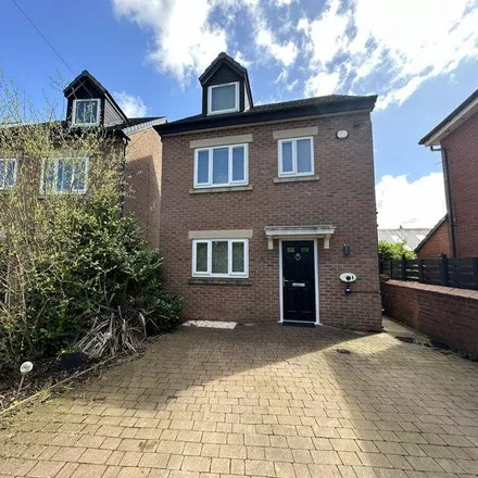 Rent this 4 bed townhouse on Moor Road in Far Moor, WN5 8SL