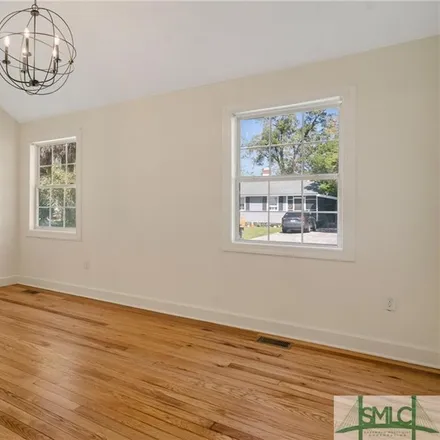 Image 7 - 2019 Hawthorne Street, Savannah, GA 31404, USA - House for sale