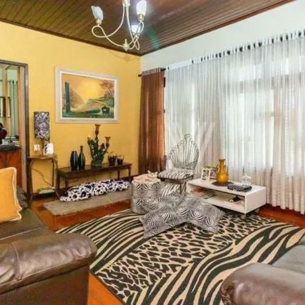 Buy this 4 bed house on Rua Deputado Antônio Lopes Júnior 614 in Bacacheri, Curitiba - PR
