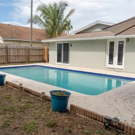 Image 6 - 38th Avenue North & 41st Street North, 38th Avenue North, Saint Petersburg, FL 33710, USA - House for sale