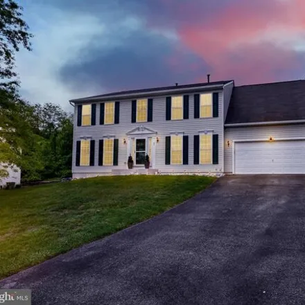 Buy this 5 bed house on 41 Louvain Drive in West Manheim Township, York County