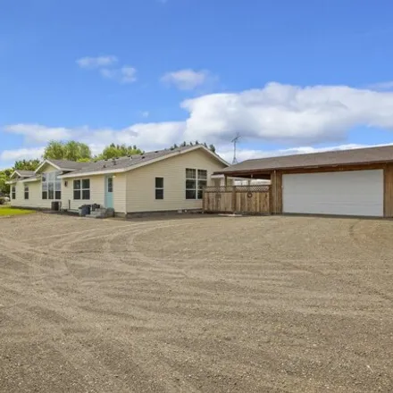 Image 4 - 749 South Agate Drive, Hammett, Elmore County, ID 83627, USA - Apartment for sale