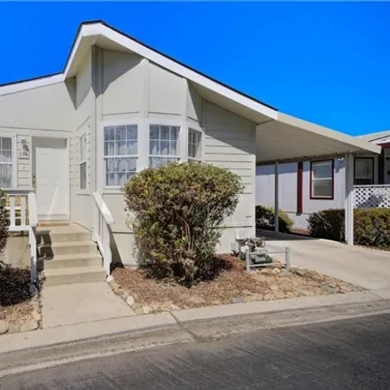 Buy this studio apartment on 765 Mesa View Drive in Callender, San Luis Obispo County