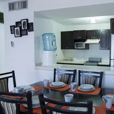 Rent this 3 bed house on Plaza Kulkulcan in Kukulcán, Cancún
