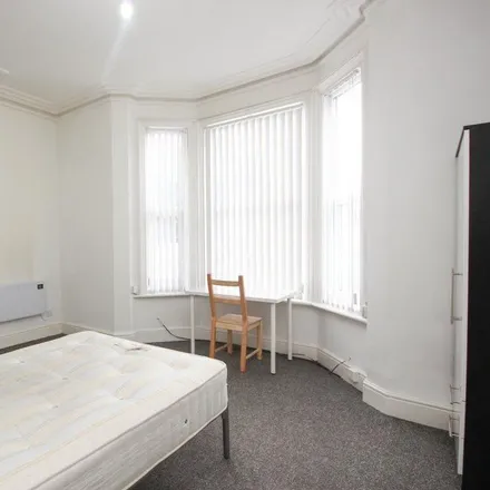 Image 4 - Besp-Oak Furniture, Hill Street, Coventry, CV1 4AJ, United Kingdom - Apartment for rent