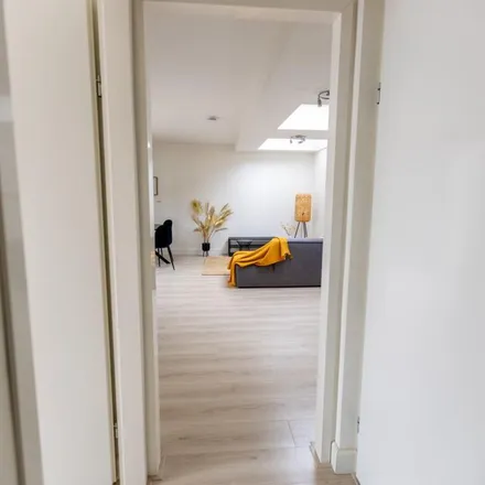 Image 2 - Minderbroederssingel, 6041 KJ Roermond, Netherlands - Apartment for rent