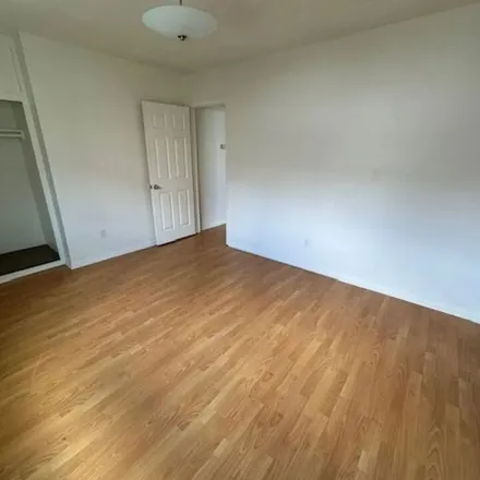 Image 1 - 674 North Grand Avenue, Los Angeles, CA 90012, USA - Townhouse for rent
