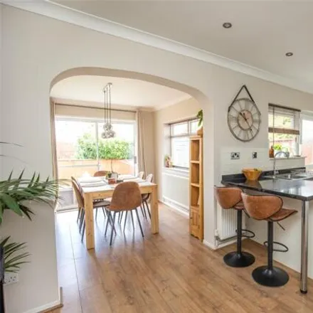 Image 1 - 27 Knole Lane, Bristol, BS10 6SD, United Kingdom - Townhouse for sale