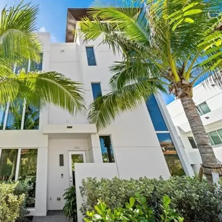 Image 2 - 298 Garden Court, Lauderdale-by-the-Sea, Broward County, FL 33308, USA - House for sale