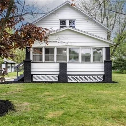 Image 5 - 16 Fairlawn Avenue Southeast, Weathersfield Township, Niles, OH 44446, USA - House for sale
