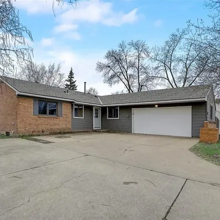 Buy this 5 bed house on 2117 Laramie Trail in Brooklyn Park, MN 55444