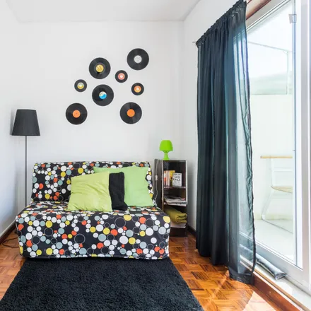 Rent this 1 bed apartment on Lar Associação Protetora do Internato de São João in Rua da Alegria, 4000-044 Porto