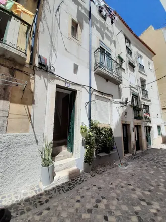 Image 2 - Beco da Lapa, 1100-331 Lisbon, Portugal - Apartment for rent