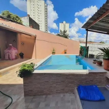 Buy this 4 bed house on Rua Antonieta Aguirre de Morais Barros in Vila Augusta, Guarulhos - SP