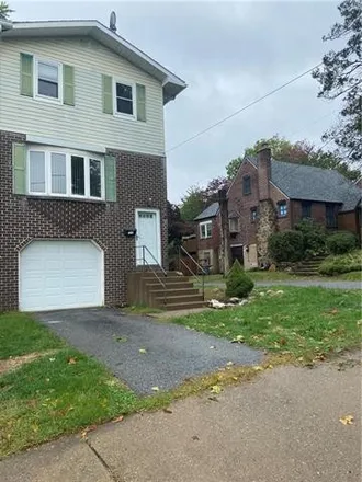 Rent this 3 bed house on 221 10th Avenue in Bethlehem, PA 18018