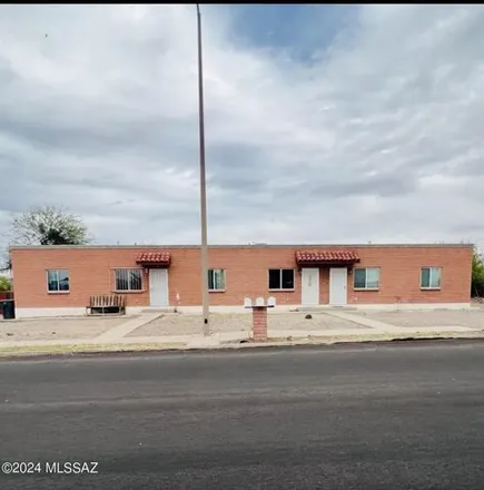 Buy this studio house on 5221 South 17th Avenue in Tucson, AZ 85706