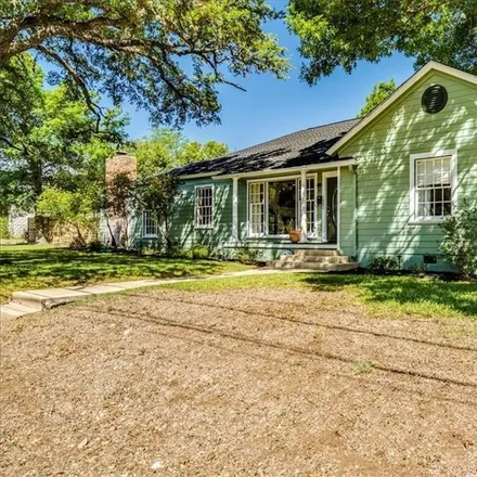 Image 3 - 1002 West San Antonio Street, San Marcos, TX 78666, USA - House for sale