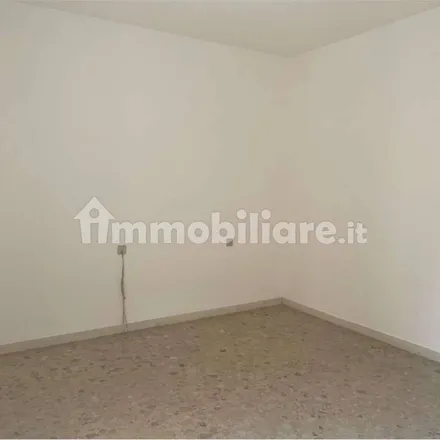 Rent this 4 bed apartment on Goppion Caffetteria in Piazza delle Erbe 6, 35122 Padua Province of Padua