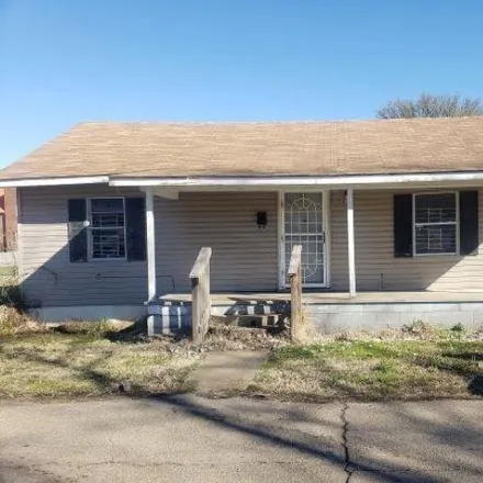 Buy this 3 bed house on 434 Ladino Street in Helena-West Helena, AR 72390