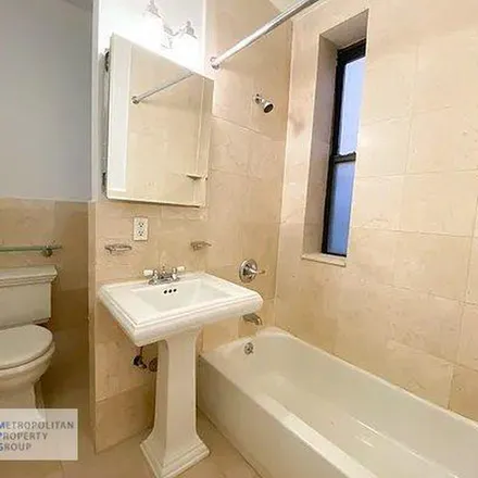 Rent this 2 bed apartment on 250;252;260 Stockton Street in San Francisco, CA 94108