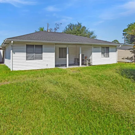 Buy this 3 bed house on 315 East Florida Avenue in Beaumont, TX 77705
