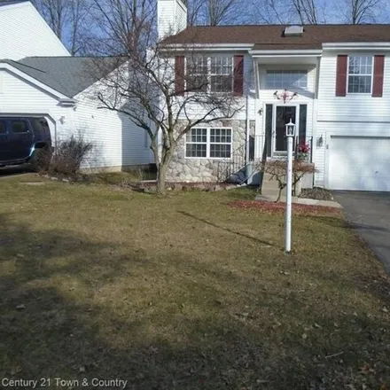 Image 1 - 37500 Lang Ct, Westland, Michigan, 48186 - House for sale