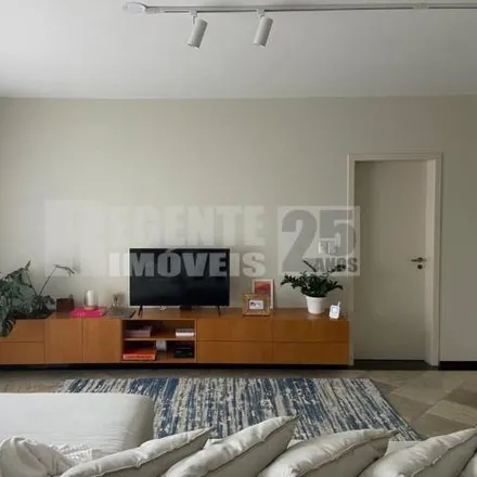Buy this 4 bed apartment on Rua Frei Caneca 426 in Agronômica, Florianópolis - SC