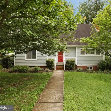 Buy this 3 bed house on 6208 28th Street North in Arlington, VA 22207