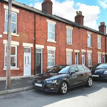 Rent this 3 bed townhouse on Buttermere Road in Sheffield, S7 2AY