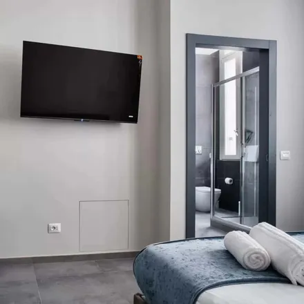 Image 7 - OVS, Via Spadari, 2, 20123 Milan MI, Italy - Apartment for rent