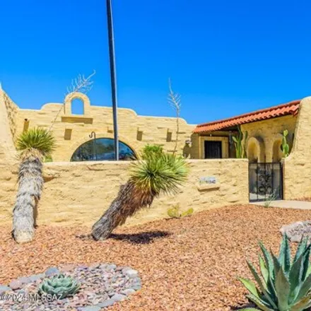 Buy this 2 bed house on 1168 West Circle del Norte in Green Valley, AZ 85614