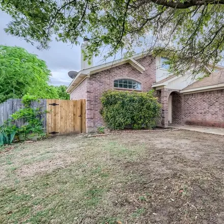 Buy this 3 bed house on 10213 Sunset View Drive in Fort Worth, TX 76108