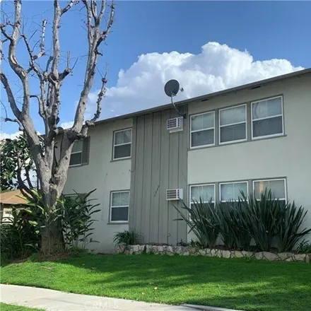 Rent this 2 bed apartment on 514 South Gaylord Drive in Burbank, CA 91505