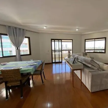 Buy this 4 bed apartment on Avenida Barão do Rio Branco in Vila Raquel, Uberaba - MG