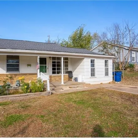 Buy this 3 bed house on 905 Lincoln Street in Seminole, OK 74868