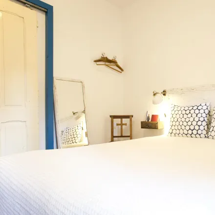 Rent this 1 bed apartment on Amália Rodrigues (1997) in Rua de Martim Vaz, 1150-306 Lisbon