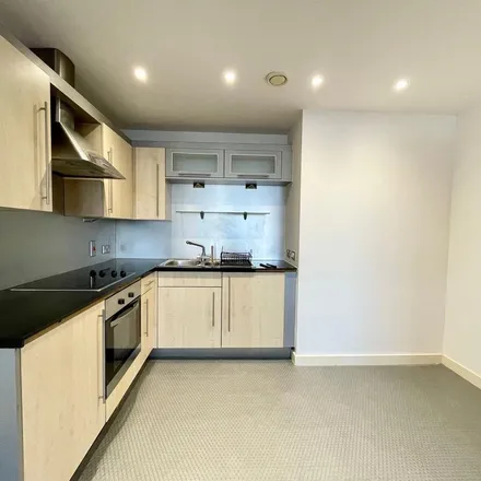 Image 2 - Pall Mall/lanyork Road, Pall Mall, Pride Quarter, Liverpool, L3 7DE, United Kingdom - Apartment for rent
