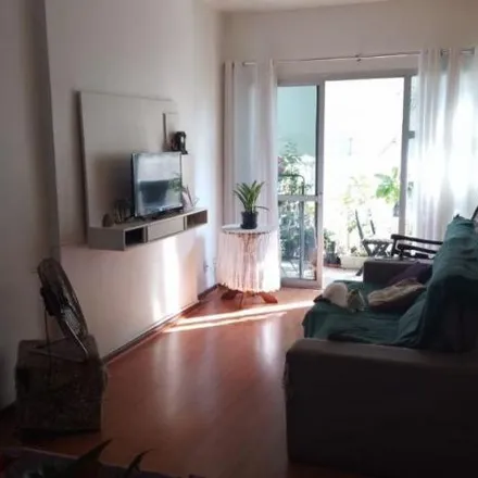 Buy this 2 bed apartment on Caminho do Canto do Rio in São Francisco, Niterói - RJ