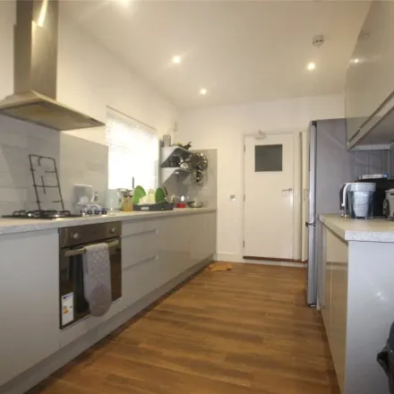 Image 5 - Peel Road, London, HA9 7LX, United Kingdom - Apartment for rent