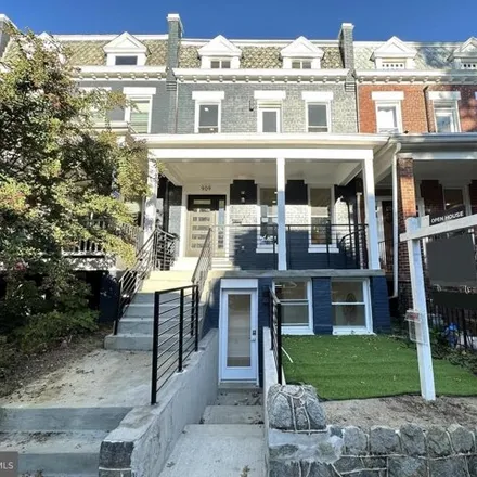 Buy this 4 bed house on 909 11th Street Northeast in Washington, DC 20002